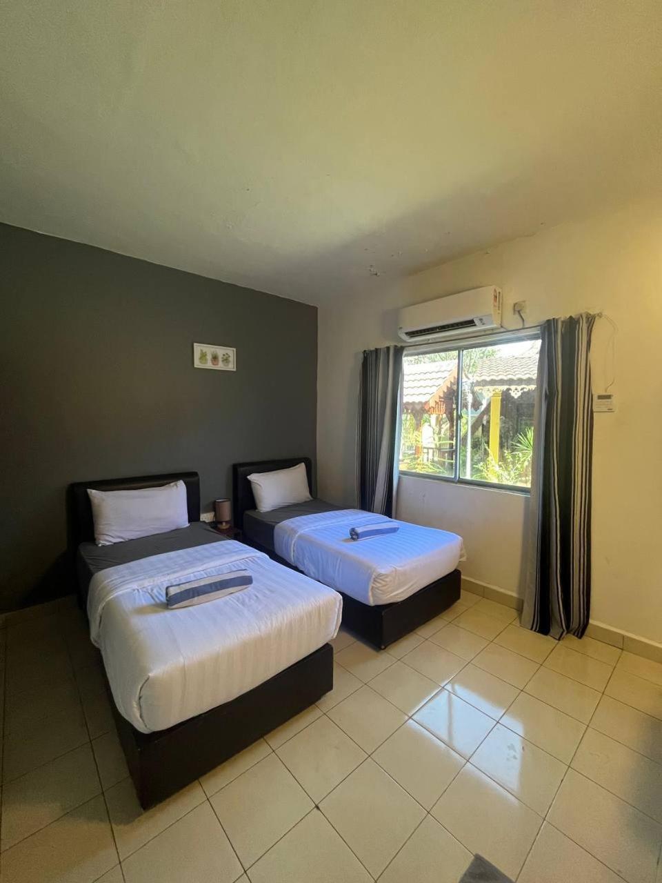 Sandy Beach Resort By Casa Loma Pantai Cenang  Exterior foto